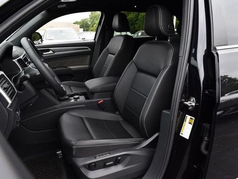 Used 2023 Volkswagen Atlas Cross Sport SEL AWD/4WD image 19