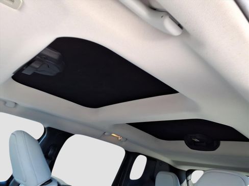 Used 2018 Jeep Renegade Limited w/ UConnect 8.4 Nav Group image 13