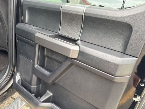 Used 2016 Ford F150 XLT w/ Equipment Group 302A Luxury image 31