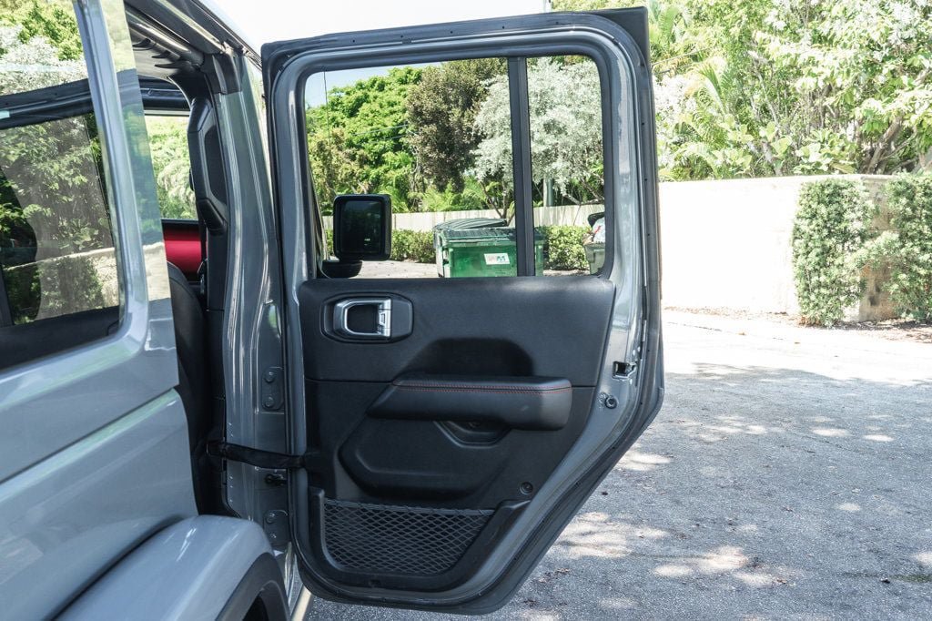 Used 2021 Jeep Wrangler Unlimited Rubicon AWD/4WD image 30