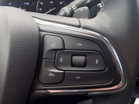 Used 2023 Buick Envision Preferred image 8