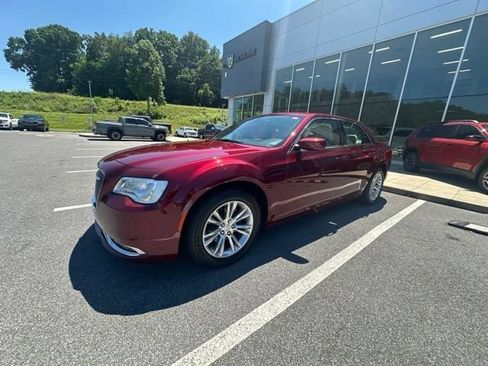 Used 2020 Chrysler 300 Touring L w/ Quick Order Package 2EF RWD image 25