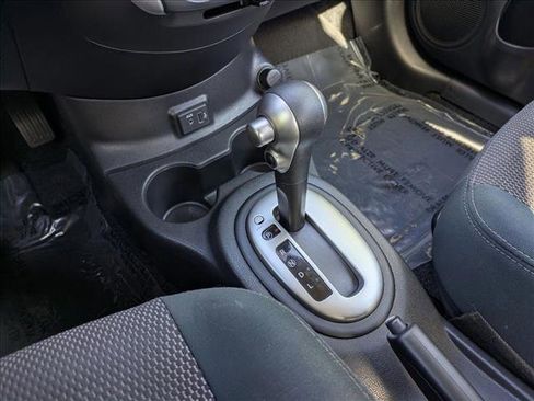 Used 2019 Nissan Versa SV image 12