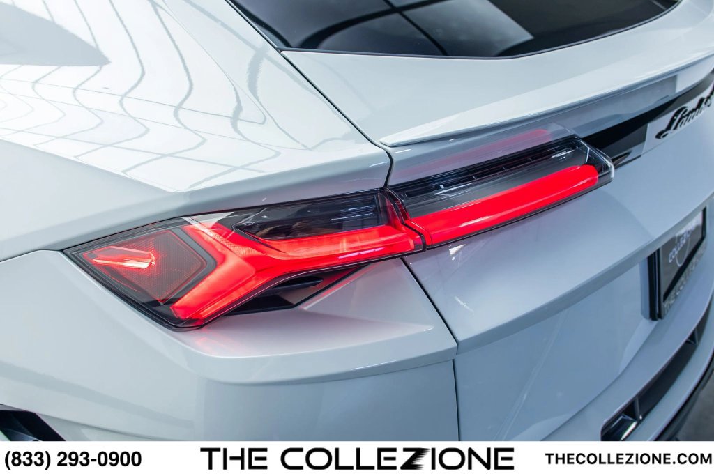 Used 2024 Lamborghini Urus S AWD/4WD image 21