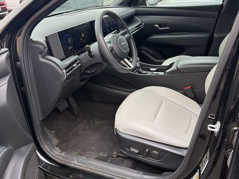 Used 2025 Hyundai Santa Cruz SEL image 9