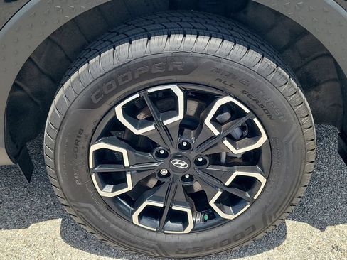 Used 2023 Hyundai Santa Cruz SEL Premium AWD/4WD image 5