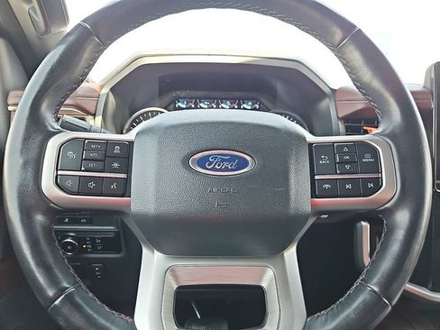 Used 2024 Ford Expedition Limited AWD/4WD image 19