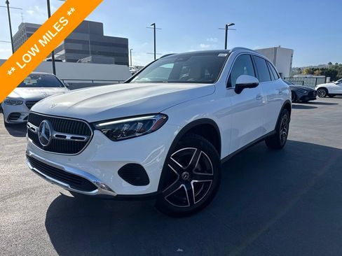 Certified 2026 Mercedes-Benz GLC 300 image 1