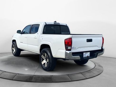 Used 2020 Toyota Tacoma SR5 image 3