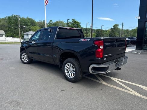 Used 2023 Chevrolet Silverado 1500 LT AWD/4WD image 3