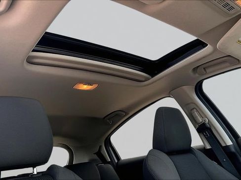 Used 2019 Honda HR-V EX image 17