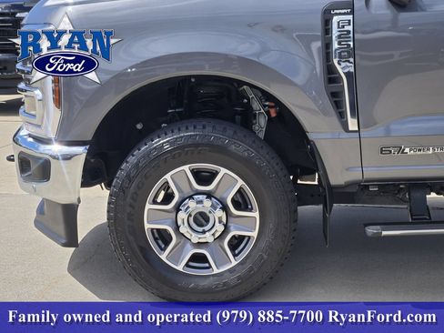 Used 2025 Ford F250 Lariat w/ Lariat Ultimate Package AWD/4WD image 5