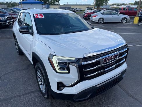 Used 2025 GMC Terrain Elevation image 14