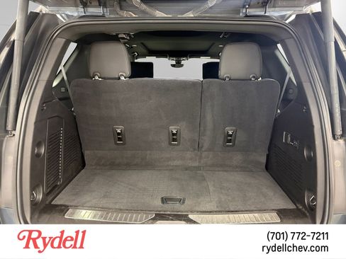 Used 2021 GMC Yukon Denali w/ Denali Premium Package image 19