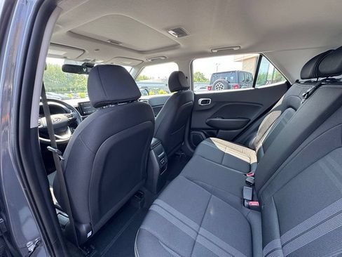 Certified 2026 Hyundai Venue SEL FWD image 10
