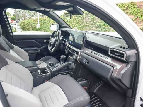 Used 2024 Toyota Tacoma TRD Sport w/ TRD Sport Upgrade Package AWD/4WD image 15