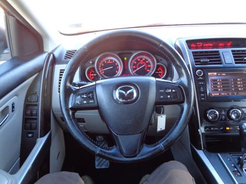Used 2010 MAZDA CX-9 Grand Touring w/ Moonroof & Bose Audio Pkg image 20