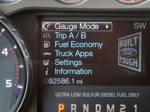 Used 2011 Ford F250 Lariat w/ Lariat Ultimate Pkg AWD/4WD image 28