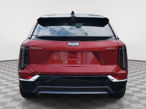 New 2026 Cadillac Optiq Luxury 1 w/ LPO, Floor Liner Package AWD/4WD image 5