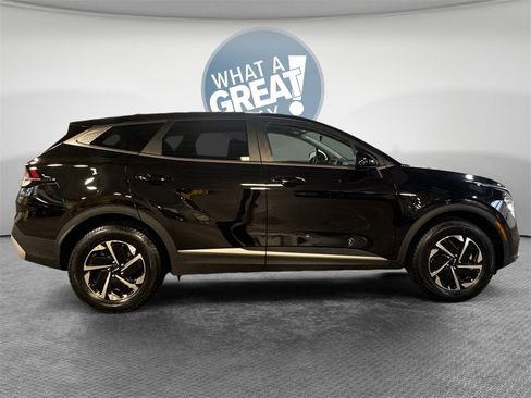 Certified 2023 Kia Sportage LX image 2