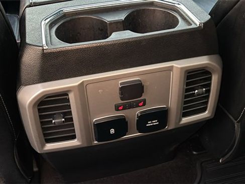 Used 2020 Ford F150 Lariat w/ Equipment Group 502A Luxury image 8
