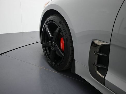 Used 2019 Kia Stinger GT2 AWD/4WD image 12
