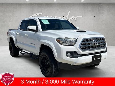 Used 2016 Toyota Tacoma TRD Sport w/ Towing Package AWD/4WD image 2