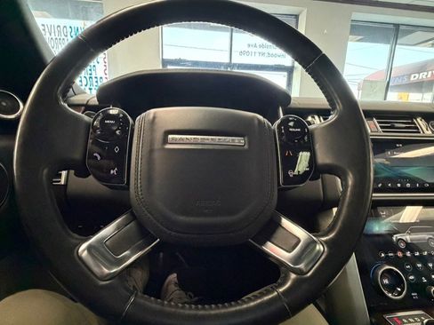 Used 2020 Land Rover Range Rover HSE image 42