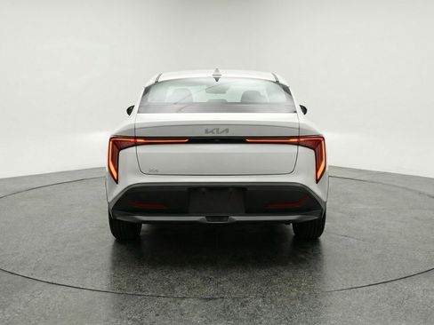 Used 2025 Kia K4 FWD image 6