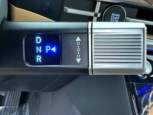 Used 2026 Hyundai Santa Fe Calligraphy FWD image 27