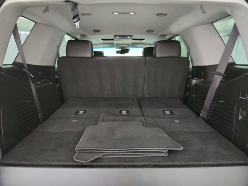 Used 2019 Chevrolet Tahoe LT w/ LT Signature Package AWD/4WD image 36