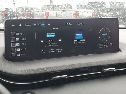 Used 2025 Genesis GV70 2.5T image 18