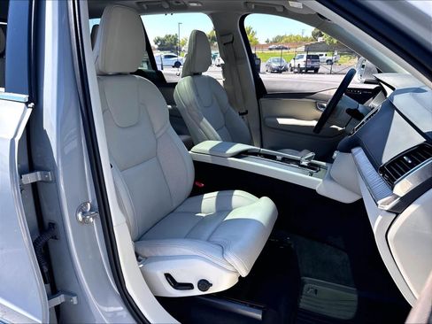 Used 2025 Volvo XC90 T8 Ultra w/ Protection Package Premier AWD/4WD image 10