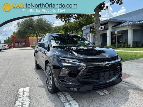 Used 2025 Chevrolet Blazer RS FWD image 1
