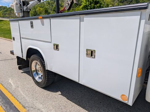 Used 2015 Ford F450 XL w/ Power Equipment Group AWD/4WD image 30