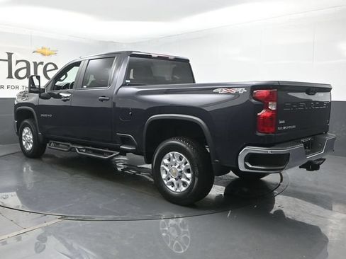 Used 2024 Chevrolet Silverado 2500 LT w/ Convenience Package AWD/4WD image 36