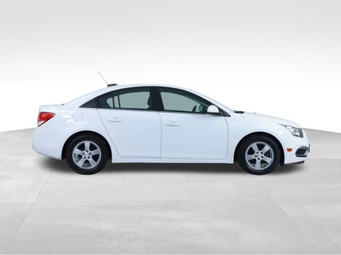 Used 2016 Chevrolet Cruze LT FWD image 13