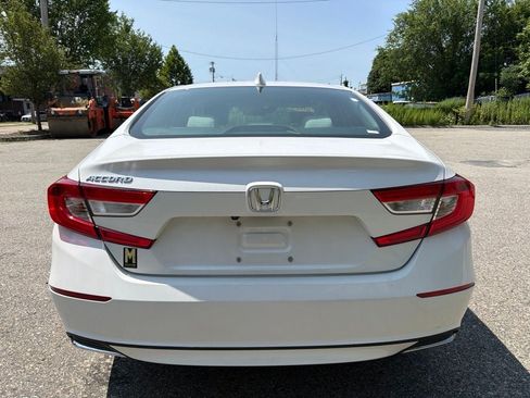 Used 2018 Honda Accord LX image 5