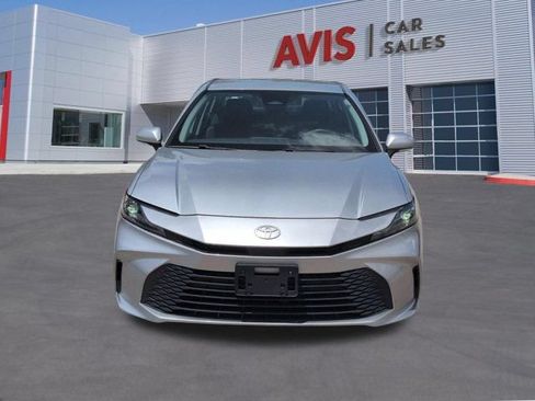 Used 2025 Toyota Camry LE FWD image 2