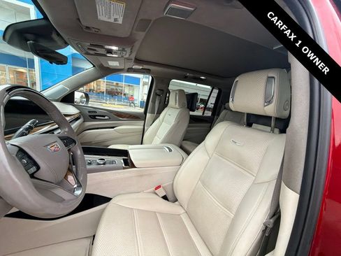 Used 2024 Cadillac Escalade ESV Premium Luxury Platinum w/ Heavy-Duty Trailer Package AWD/4WD image 10