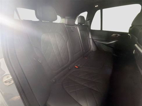 Used 2024 BMW X5 xDrive40i w/ M Sport Package AWD/4WD image 23