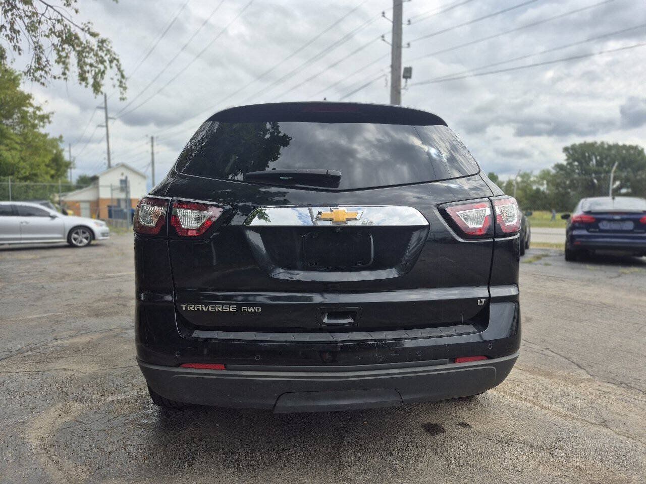 Used 2017 Chevrolet Traverse LT AWD/4WD image 7