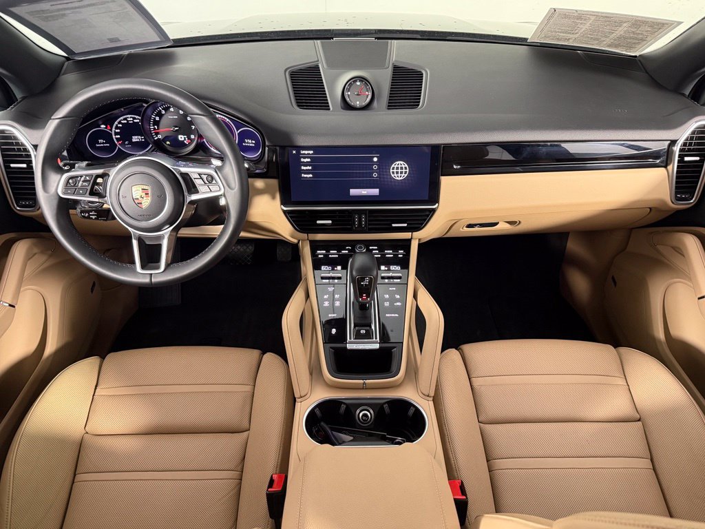Certified 2023 Porsche Cayenne AWD/4WD image 16