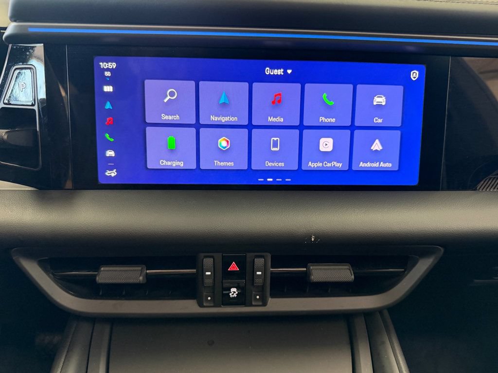 Used 2025 Porsche Macan Electric RWD image 27