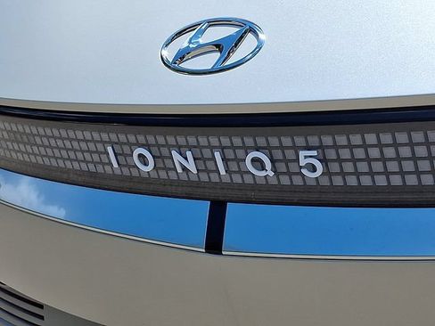 Used 2023 Hyundai Ioniq 5 Limited AWD/4WD image 34