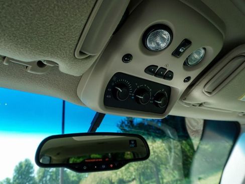 Used 2003 Cadillac Escalade AWD image 21