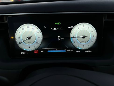 Used 2024 Hyundai Tucson Limited image 11