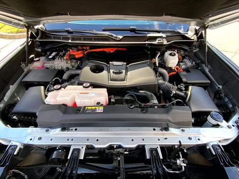 Used 2022 Toyota Tundra Capstone image 32