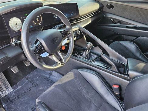 Used 2025 Hyundai Elantra N image 8