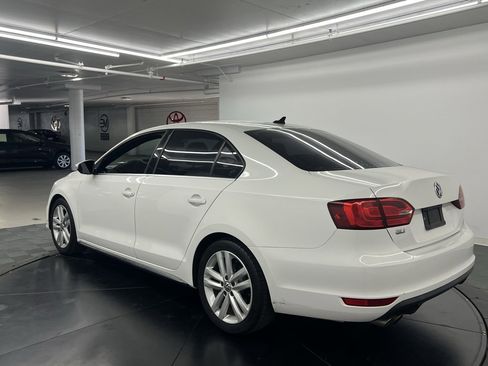 Used 2012 Volkswagen Jetta GLI image 3